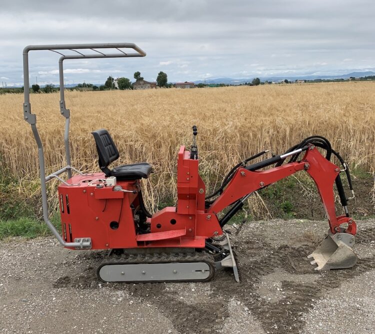 MINI ESCAVATORE AMEM-1000